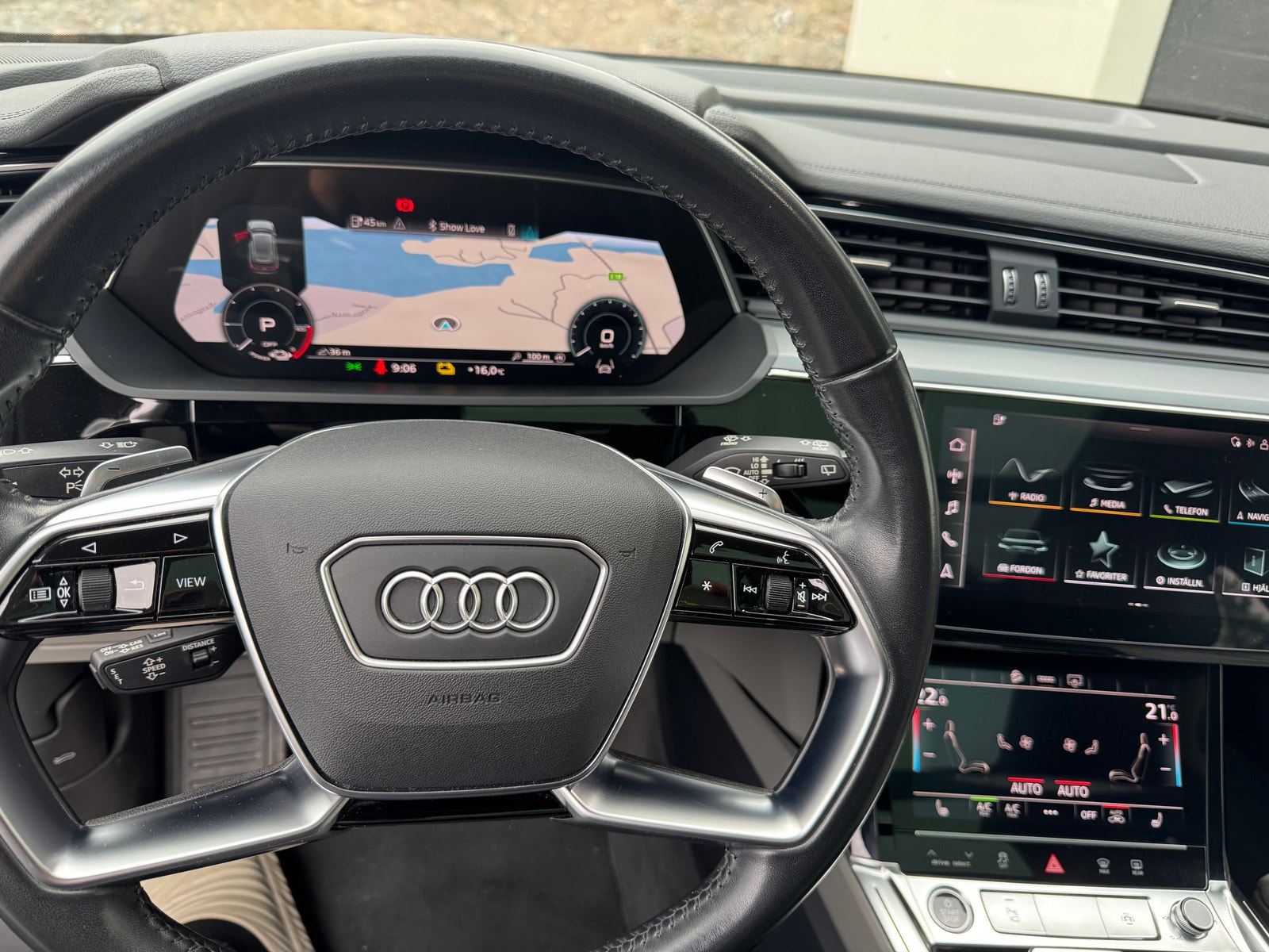 Audi e-tron 55 quattro, 408ps, 2021