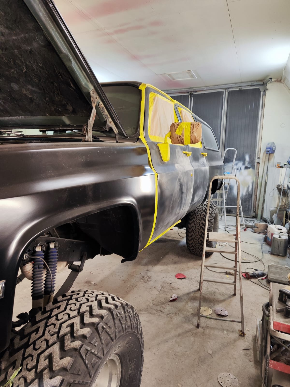 Chevrolet Suburban V10 5.7 V8 TBI 4WD Hydra-Matic, 213hp, 1989