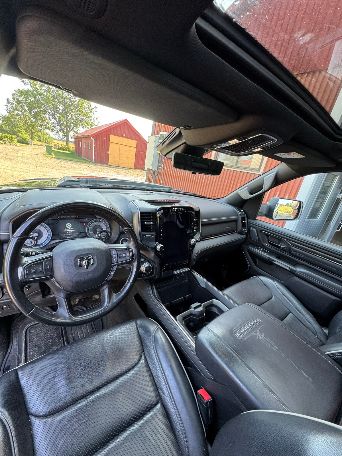 RAM 1500 Crew Cab 5.7 V8 HEMI Flex Fuel 4x4 TorqueFlite, 395hk, 2022