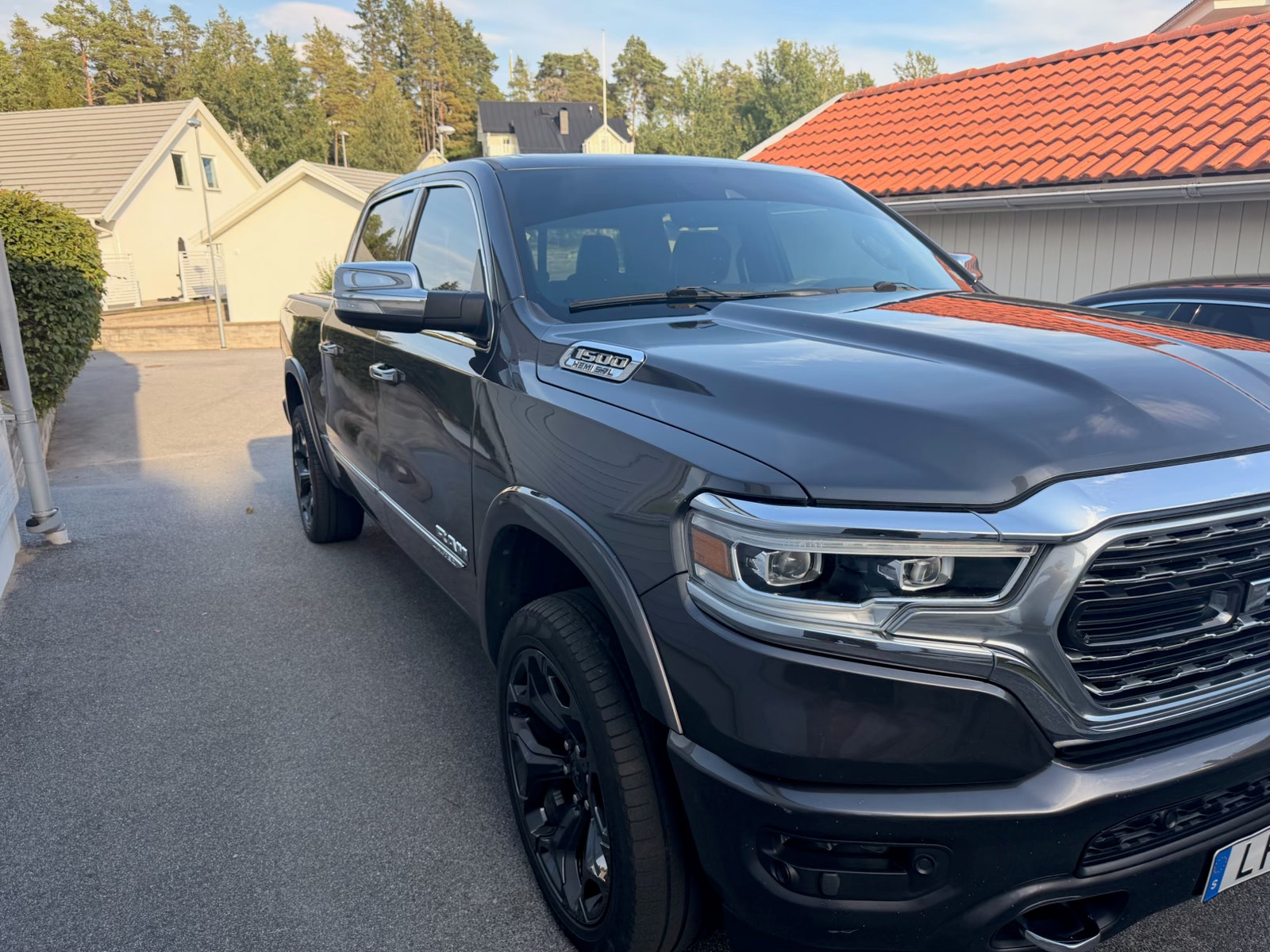 RAM 1500 Crew Cab 5.7 V8 HEMI Flex Fuel 4x4 TorqueFlite, 395hk, 2020