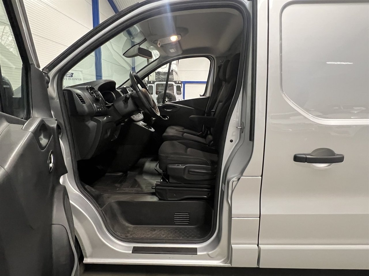 Renault Trafic Panel Van 3.0t 2.0 dCi EDC, 6-trins, 145ps, 2021