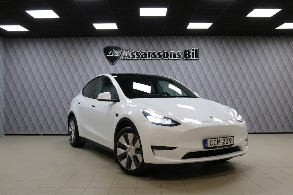Tesla Model Y 299 hp