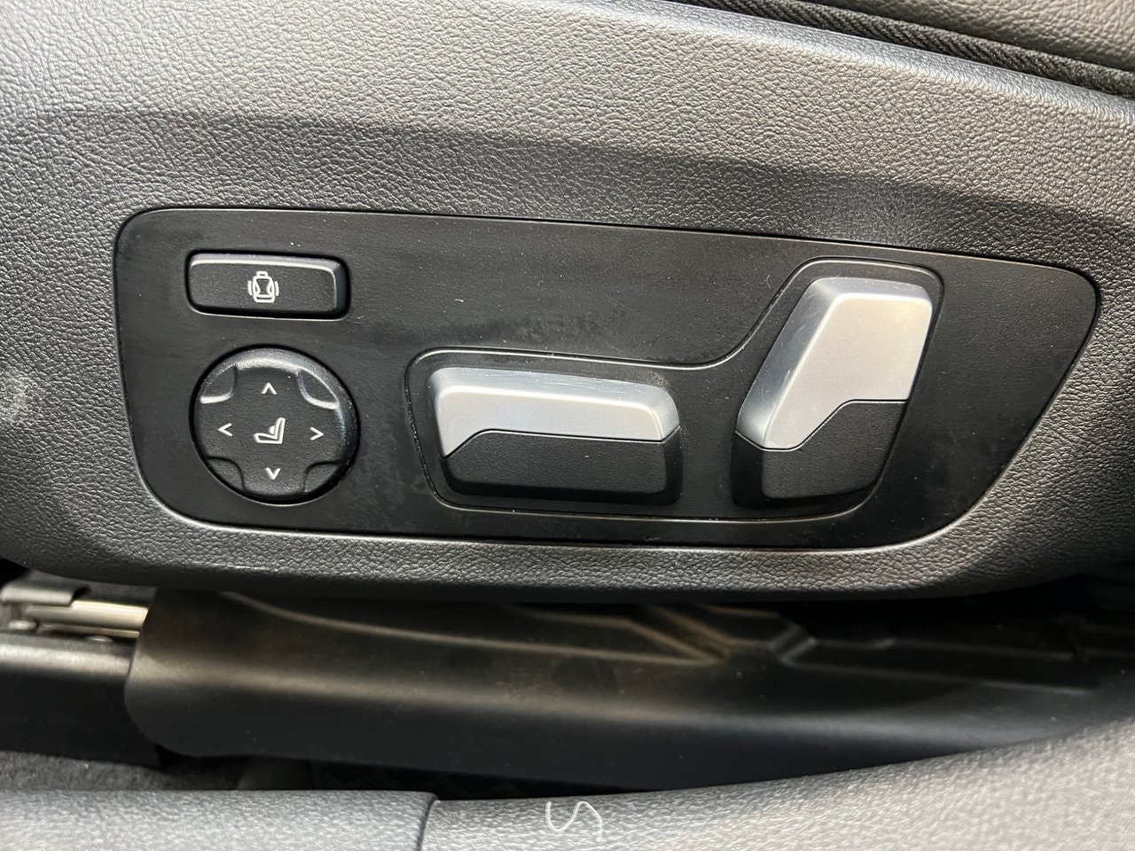 BMW 330e Touring Steptronic, 8-trins, 292ps, 2021