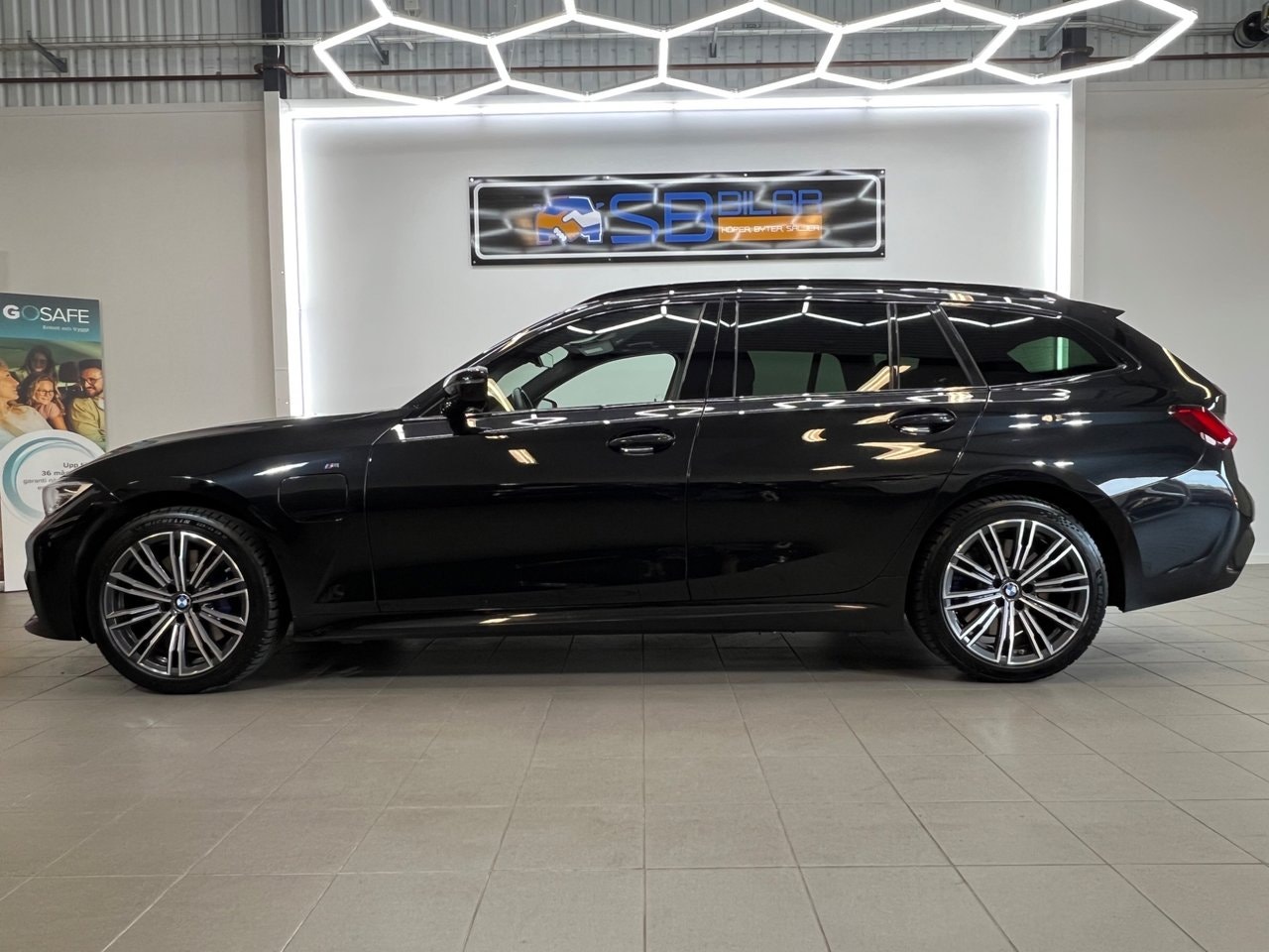 BMW 330e Touring Steptronic, 8-trins, 292ps, 2021