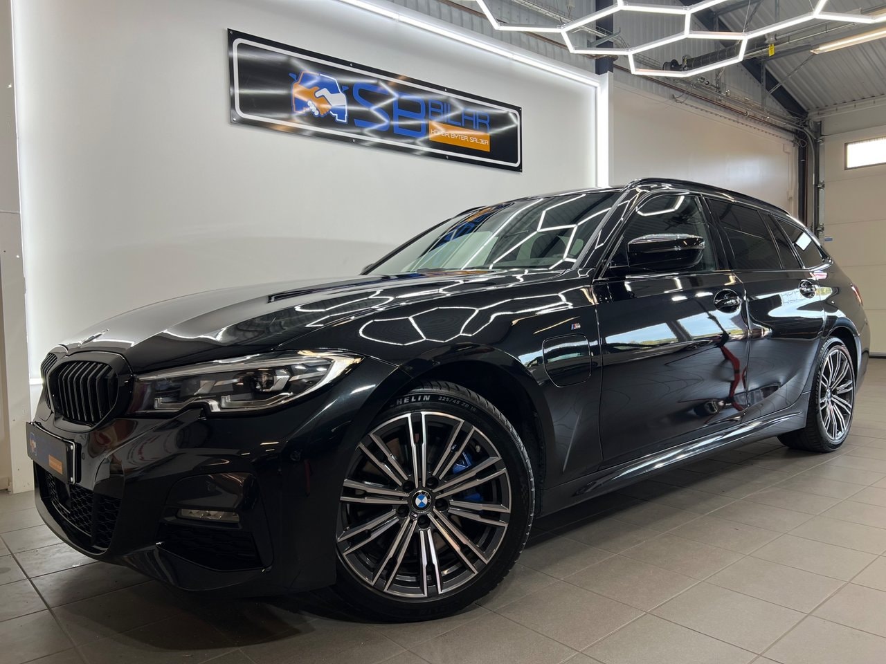 BMW 330e Touring Steptronic, 8-trins, 292ps, 2021