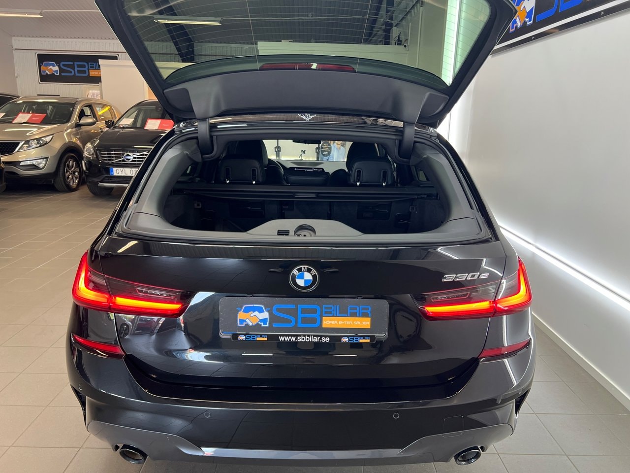 BMW 330e Touring Steptronic, 8-trins, 292ps, 2021