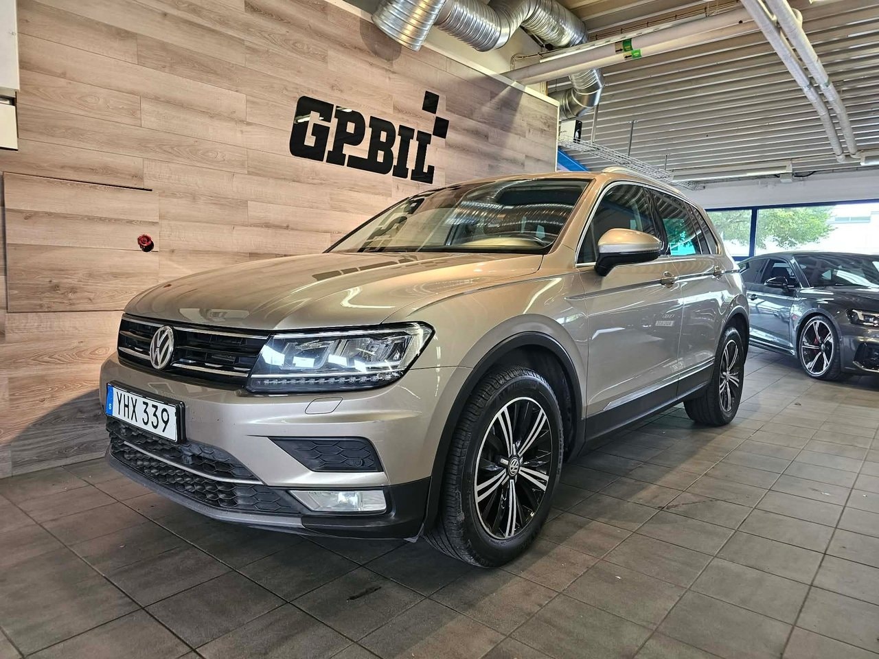 Volkswagen Tiguan 190 л.с.