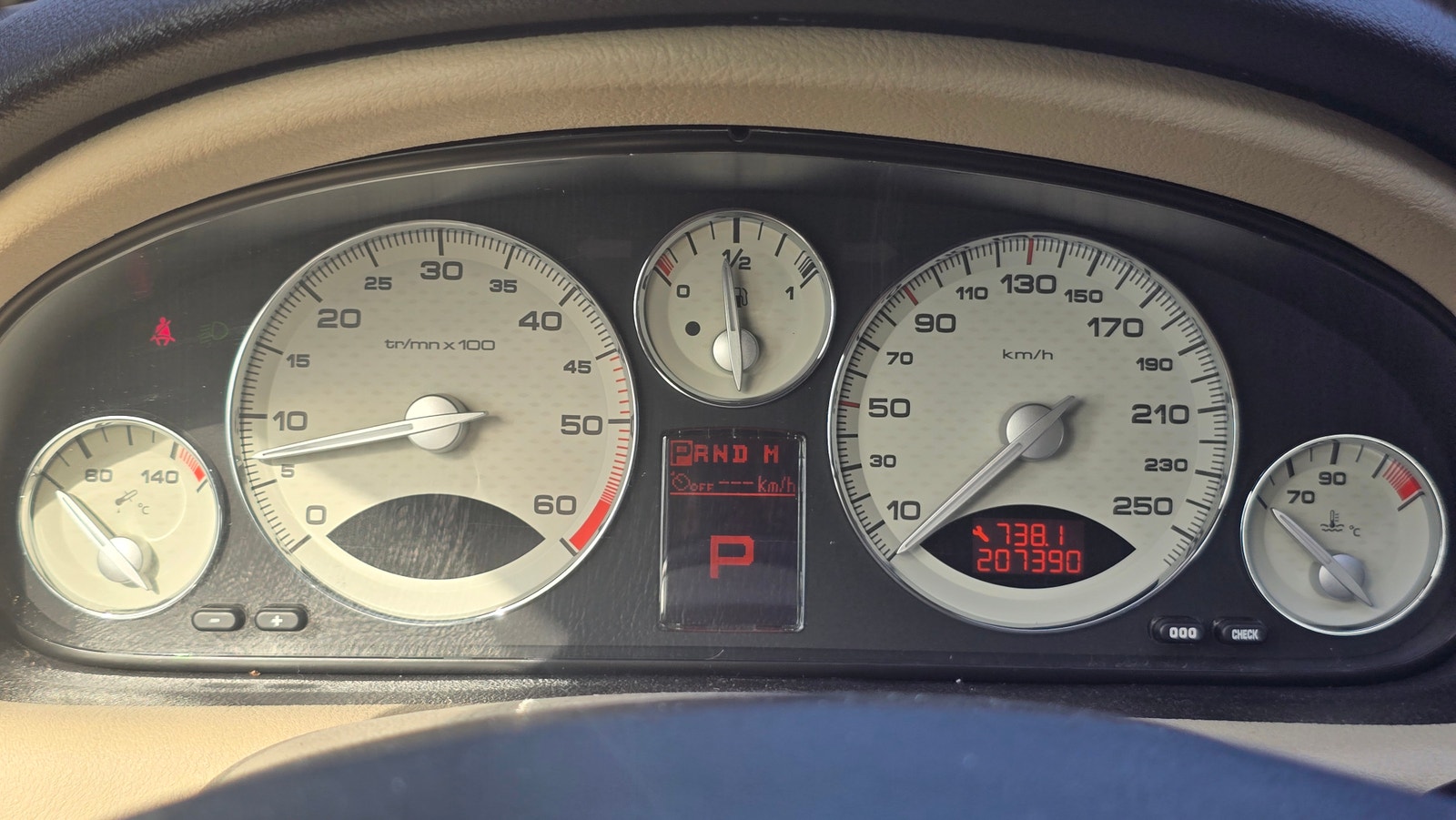 Peugeot 607 2.7 V6 HDi TipTronic, 6-trins, 204ps, 2007