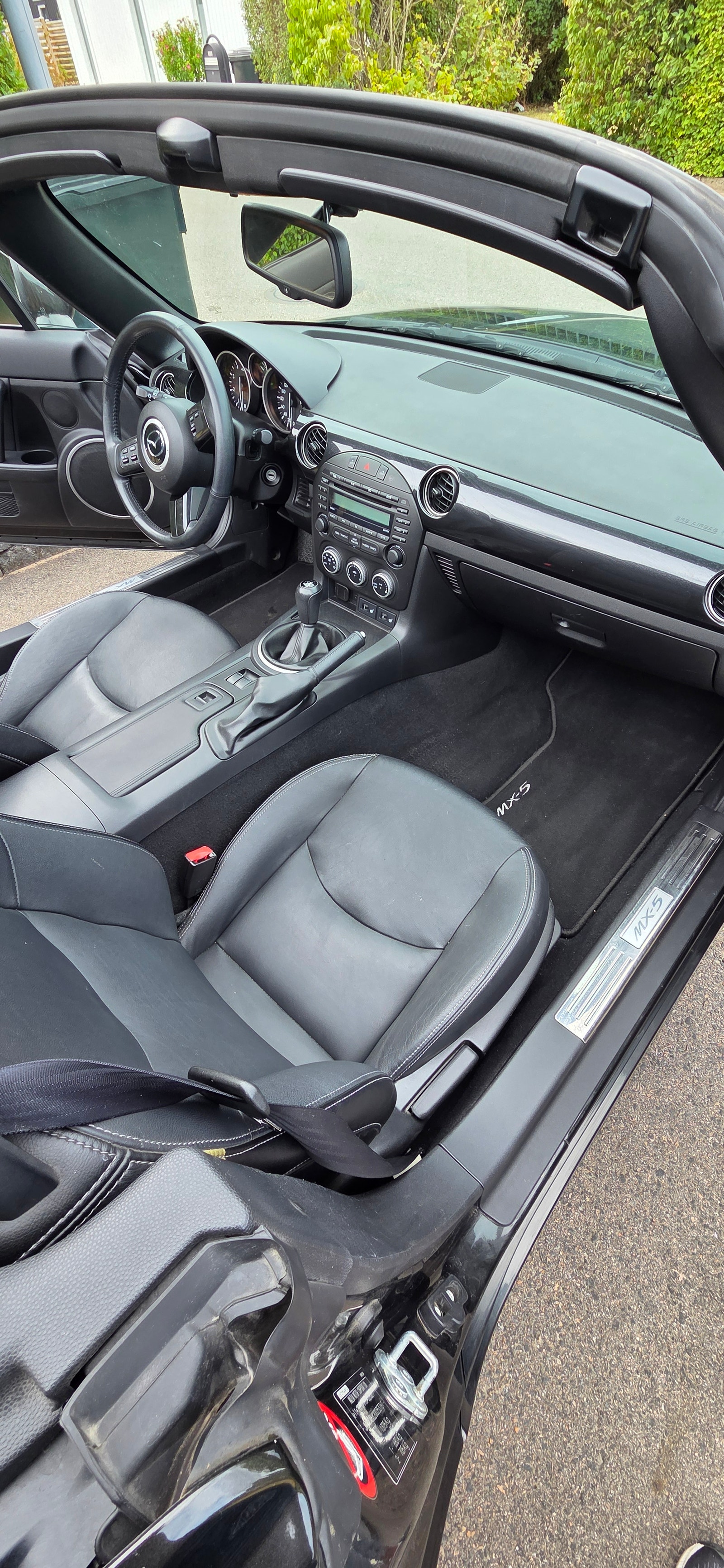 Mazda MX-5 Roadster Coupe 1.8 MZR Manual, 5-trins, 126ps, 2013