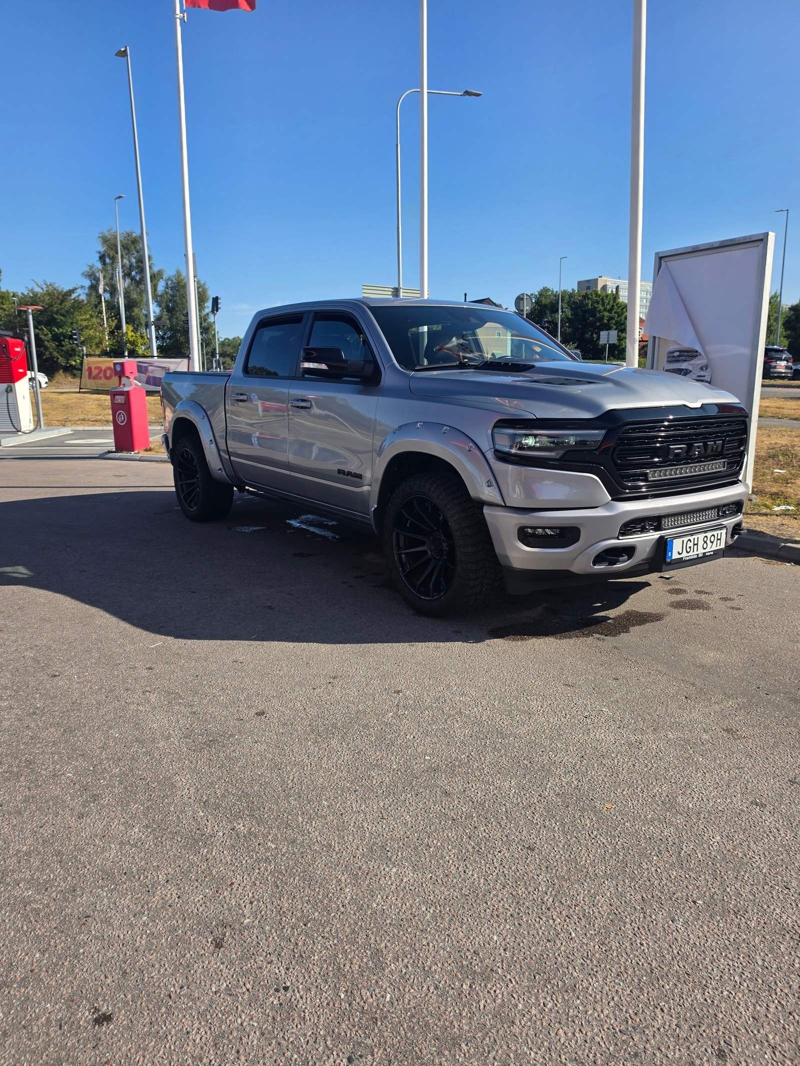RAM 1500 Crew Cab 5.7 V8 HEMI Flex Fuel 4x4 TorqueFlite, 395hk, 2022