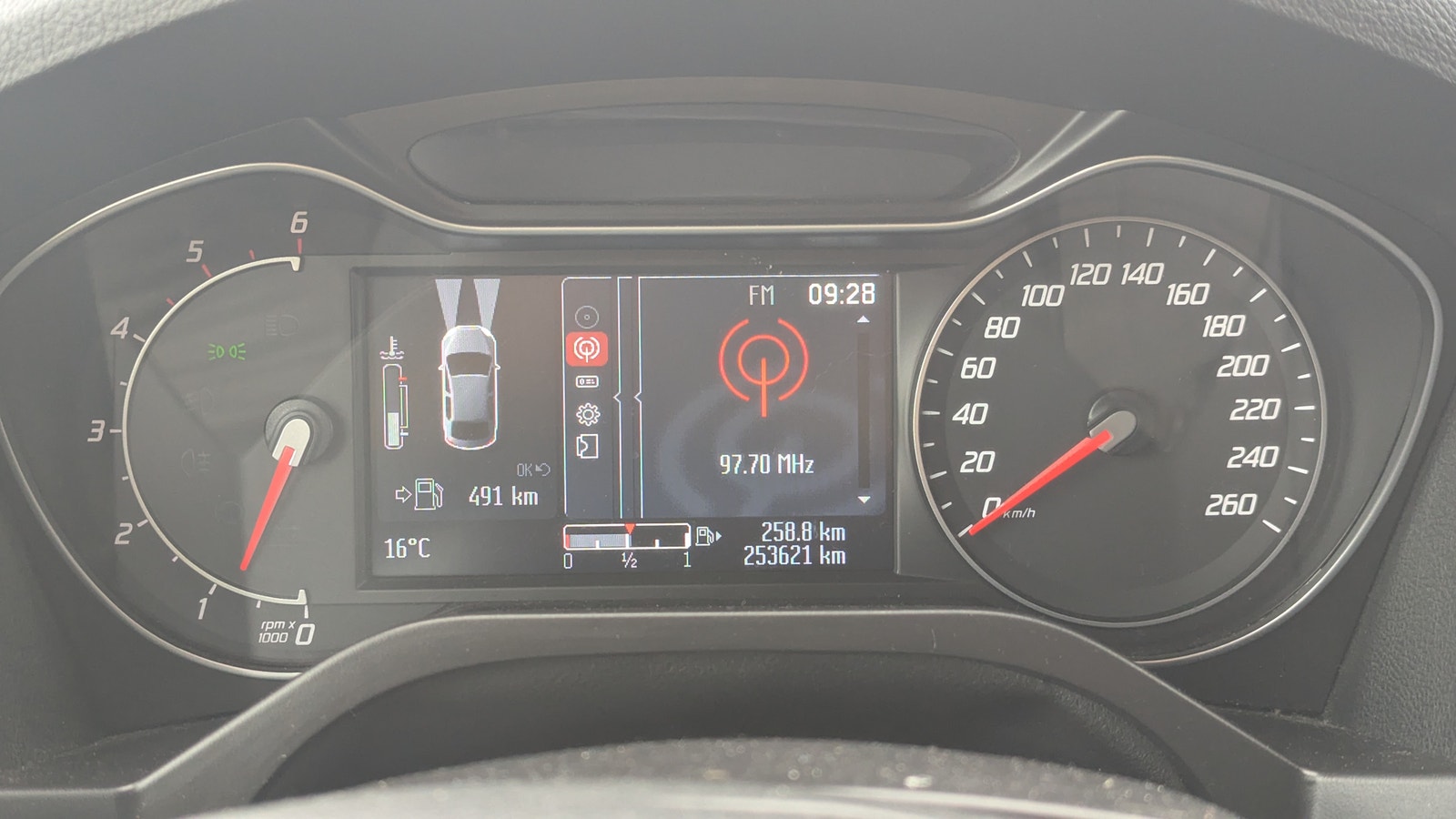 Ford Galaxy 2.0 TDCi Powershift 6, 6-trins, 140ps, 2014