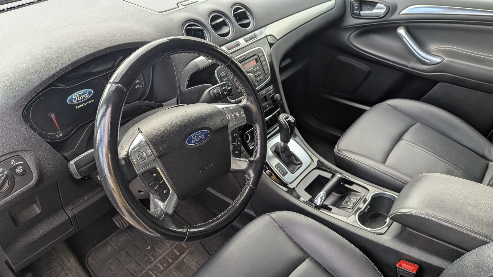 Ford Galaxy 2.0 TDCi Powershift 6, 6-trins, 140ps, 2014