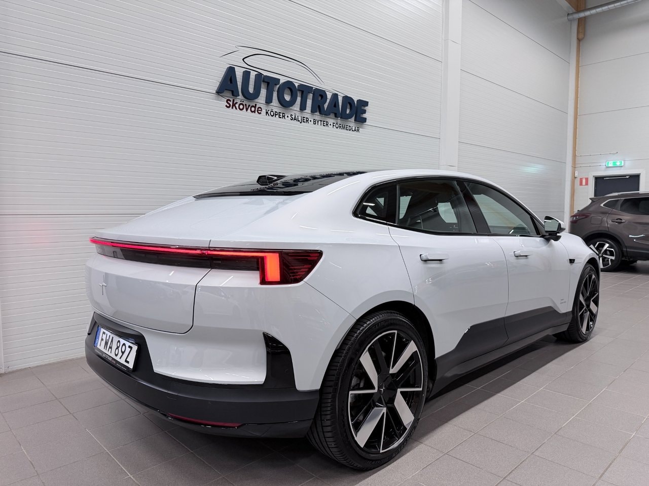 Polestar 4 Long range Dual motor, 544ps, 2025