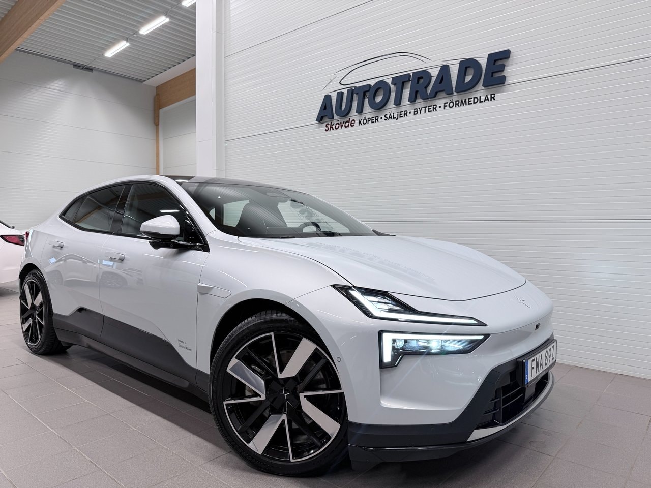 Polestar 4 Long range Dual motor, 544ps, 2025