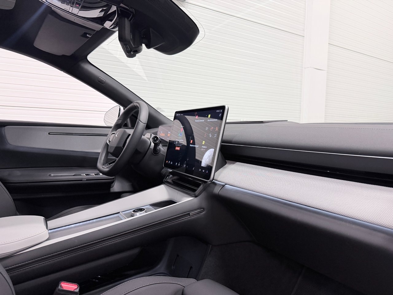 Polestar 4 Long range Dual motor, 544ps, 2025