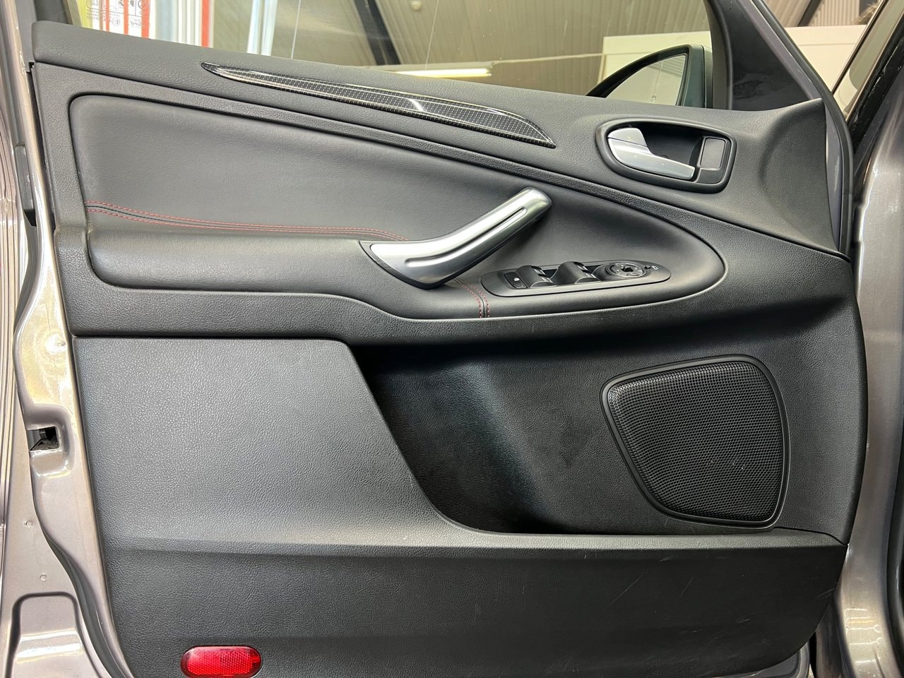 Ford S-MAX 2.2 TDCi Durashift EST, 200ps, 2012
