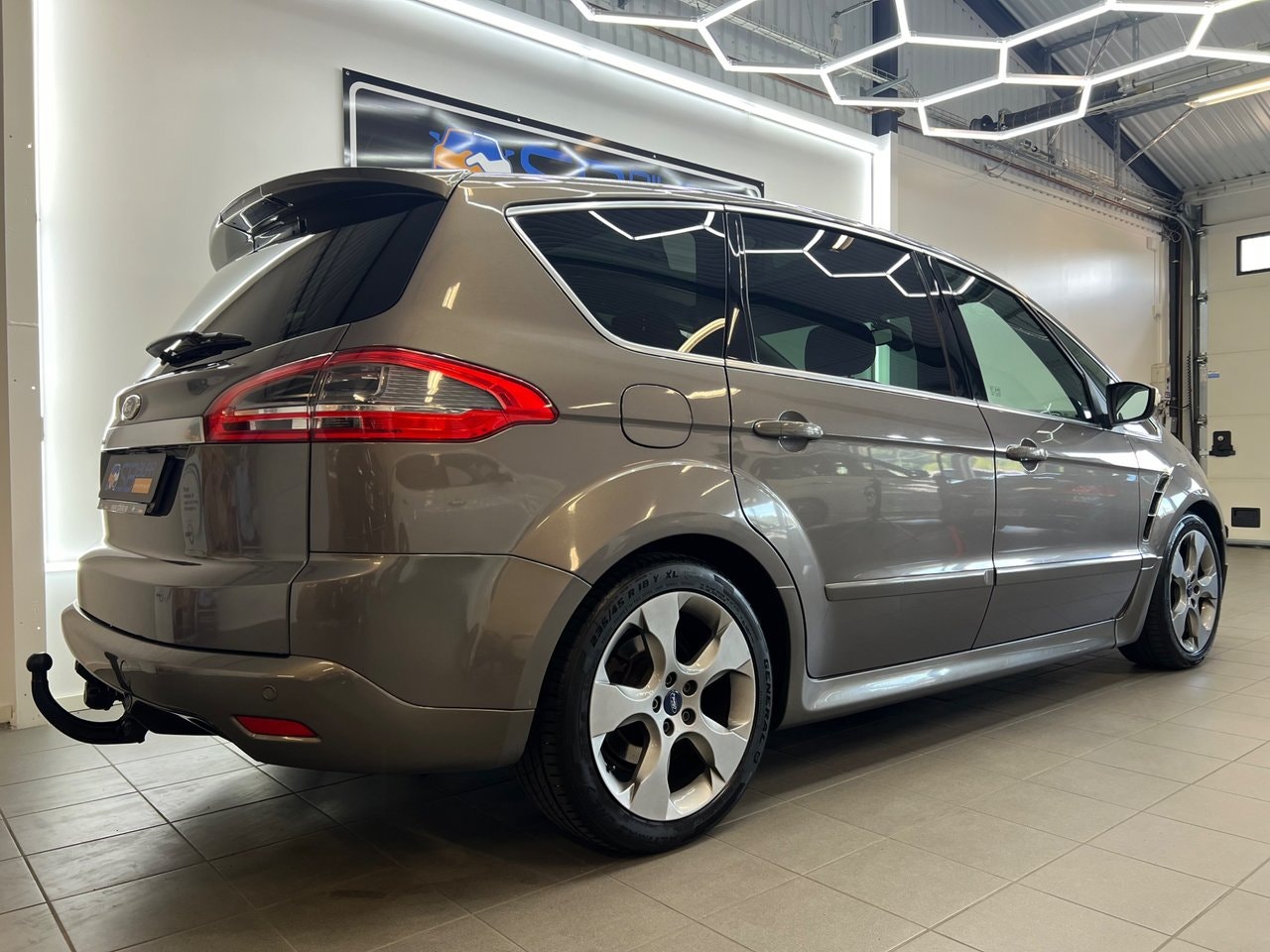 Ford S-MAX 2.2 TDCi Durashift EST, 200ps, 2012