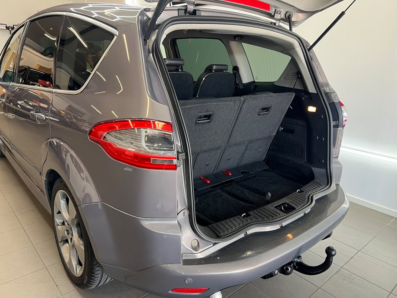 Ford S-MAX 2.2 TDCi Durashift EST, 200ps, 2012