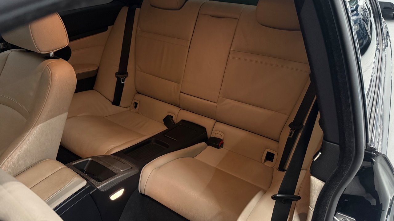 BMW 335i Coupé DCT, 7-trins, 306ps, 2011