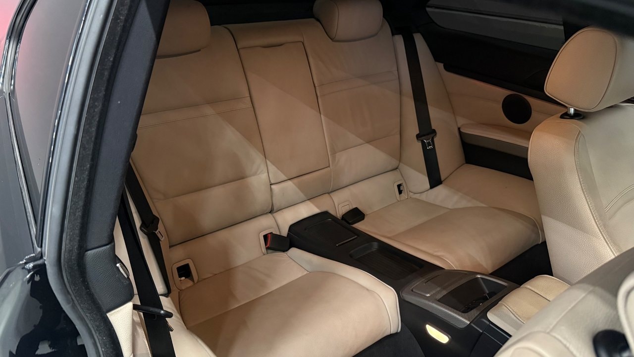 BMW 335i Coupé DCT, 7-trins, 306ps, 2011