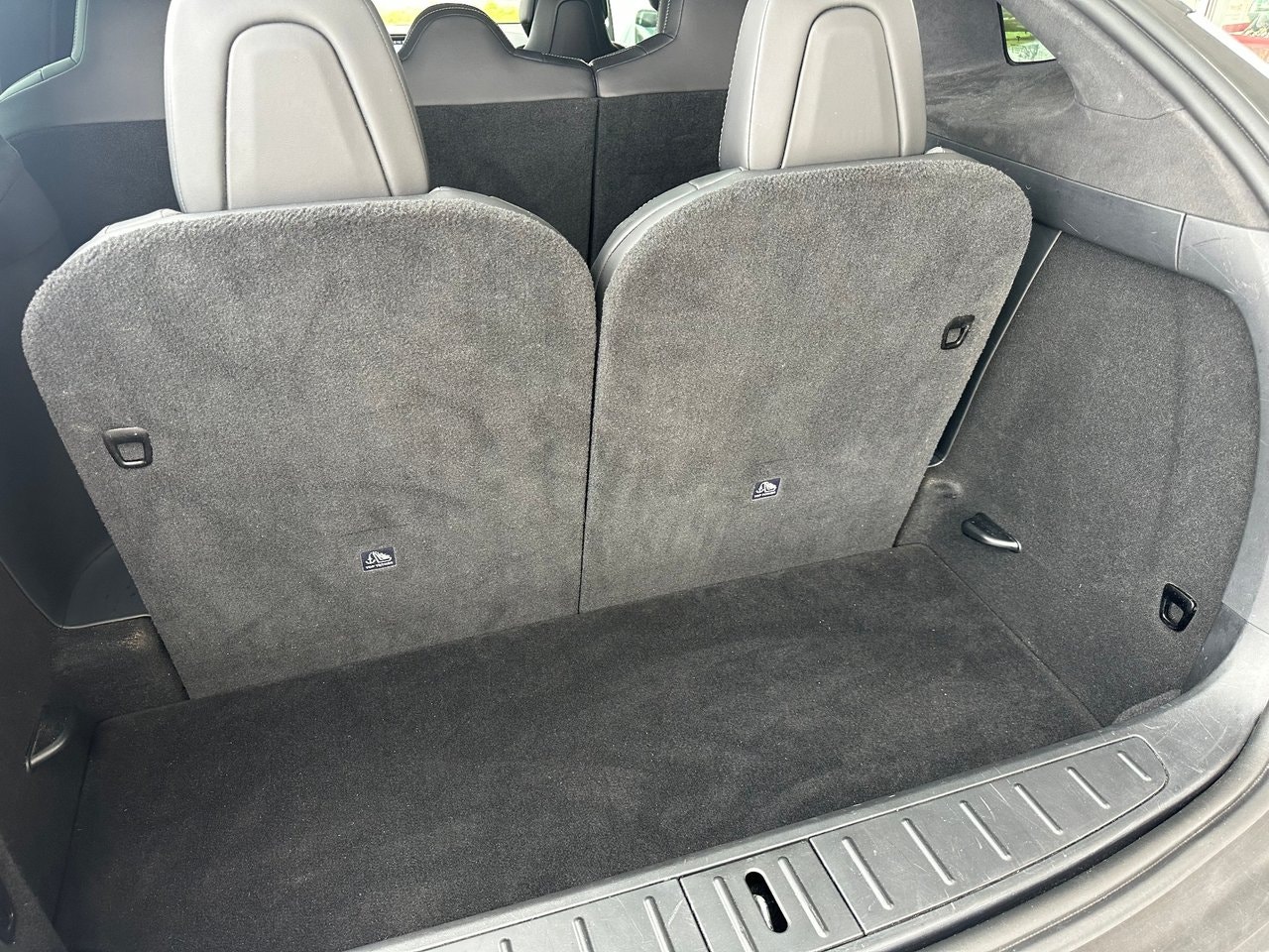 Tesla Model X Long Range, 423ps, 2019