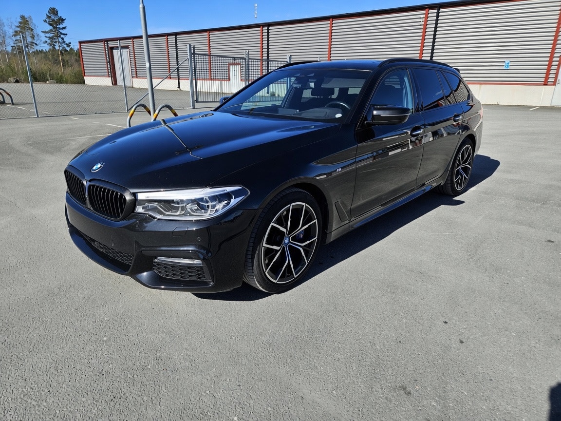 BMW 540i xDrive Touring Steptronic, 8-trinn, 340hk, 2018
