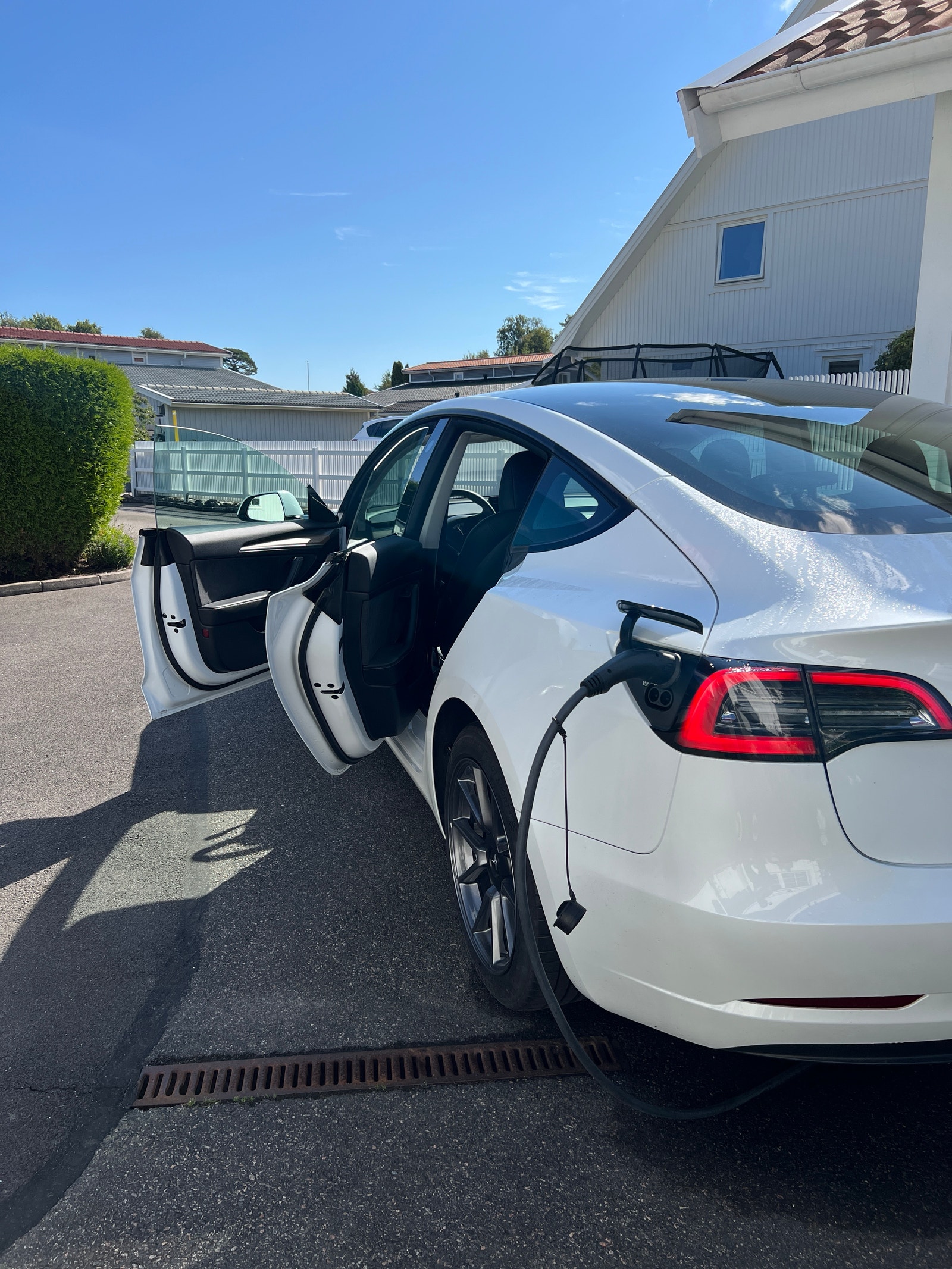 Tesla Model 3 Standard Range, 283hk, 2023