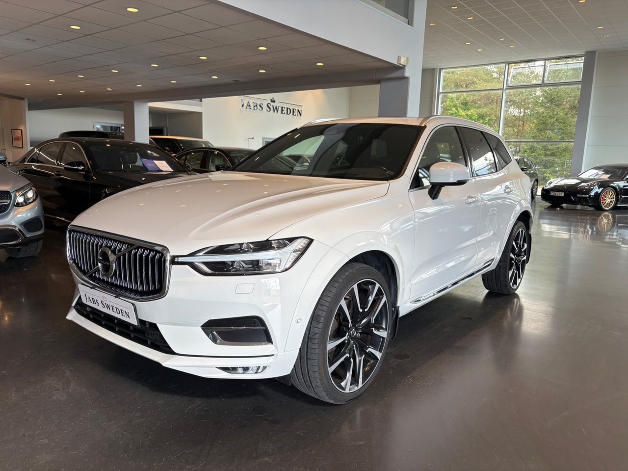 Volvo XC60 250 л.с.