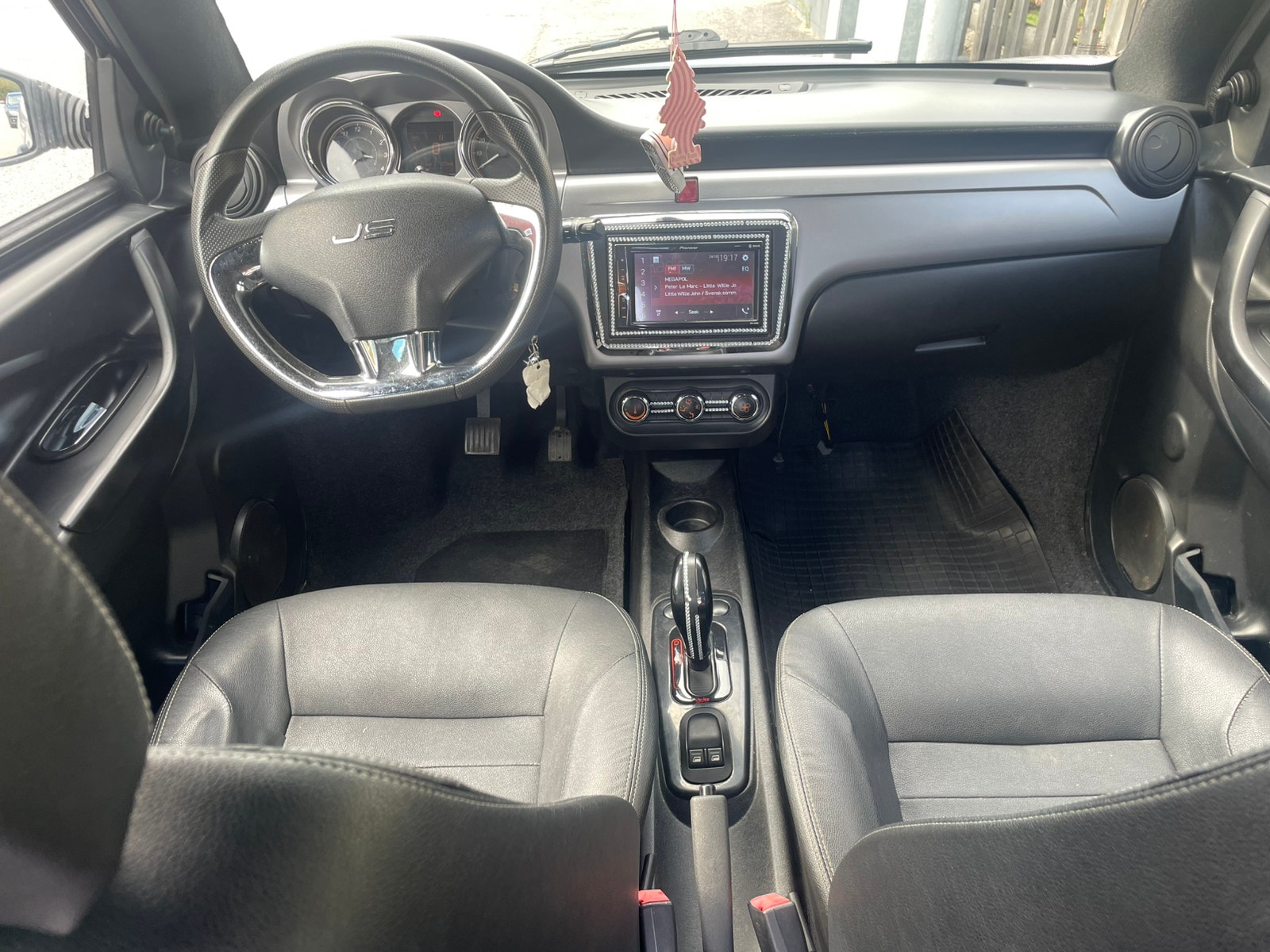 Ligier JS50L 0.5 DCI 492 CVT, 5ps, 2017