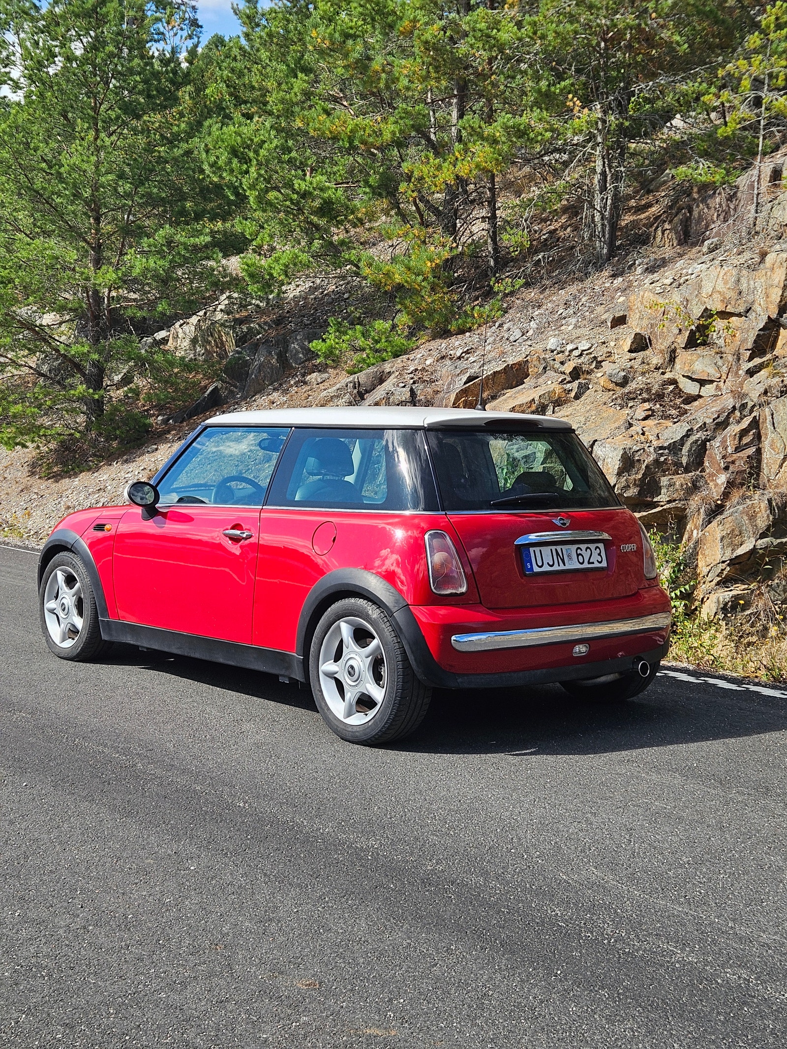 MINI Cooper Manual, 5-trins, 116ps, 2004