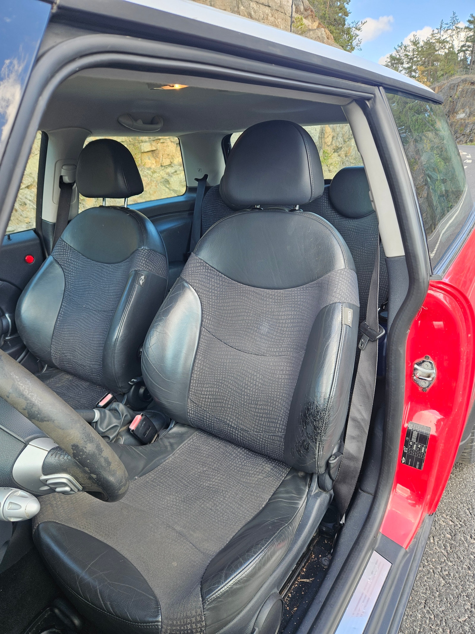 MINI Cooper Manual, 5-trins, 116ps, 2004