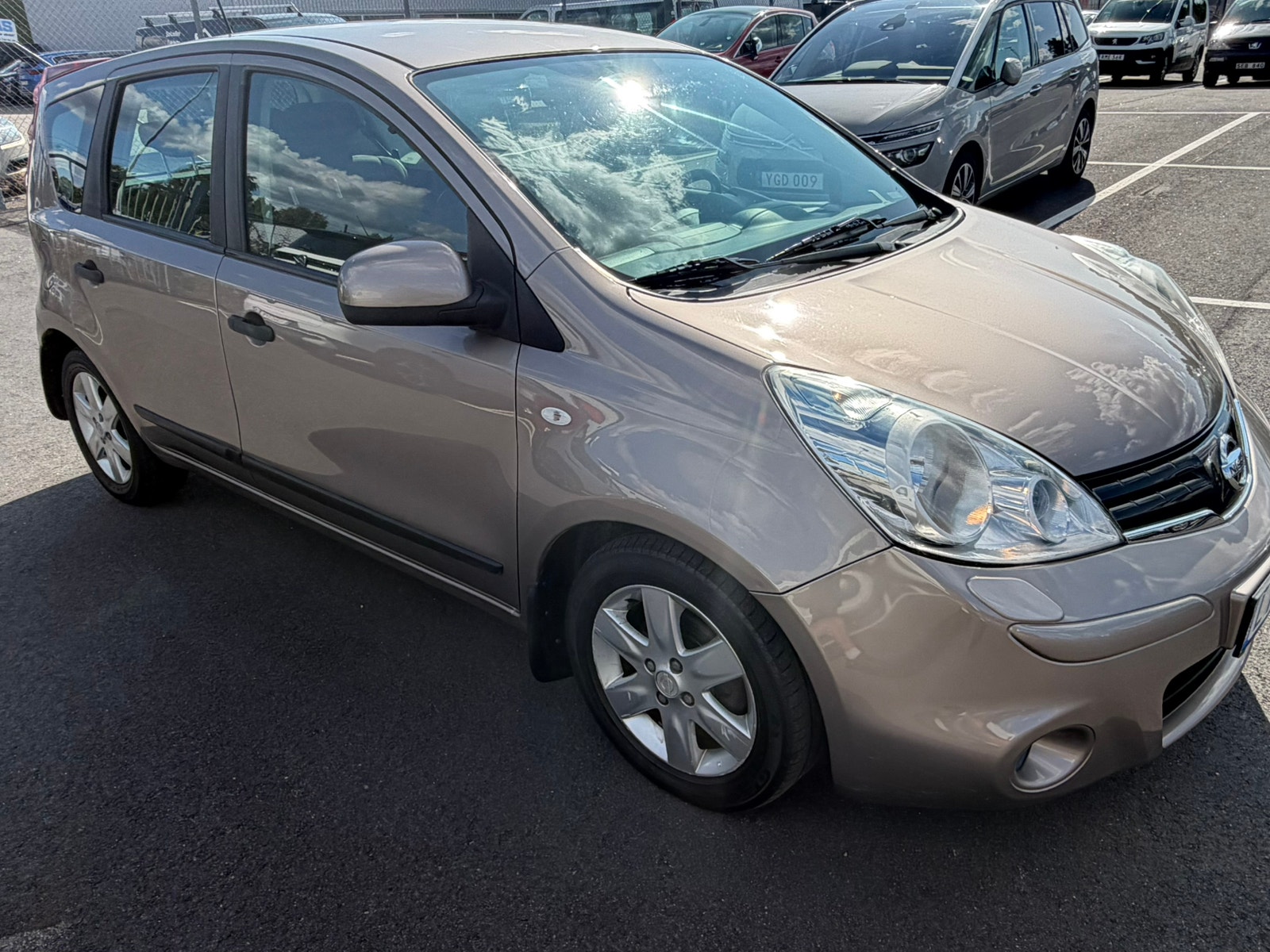 Nissan Note 1.4 Manual, 5-trins, 88ps, 2012