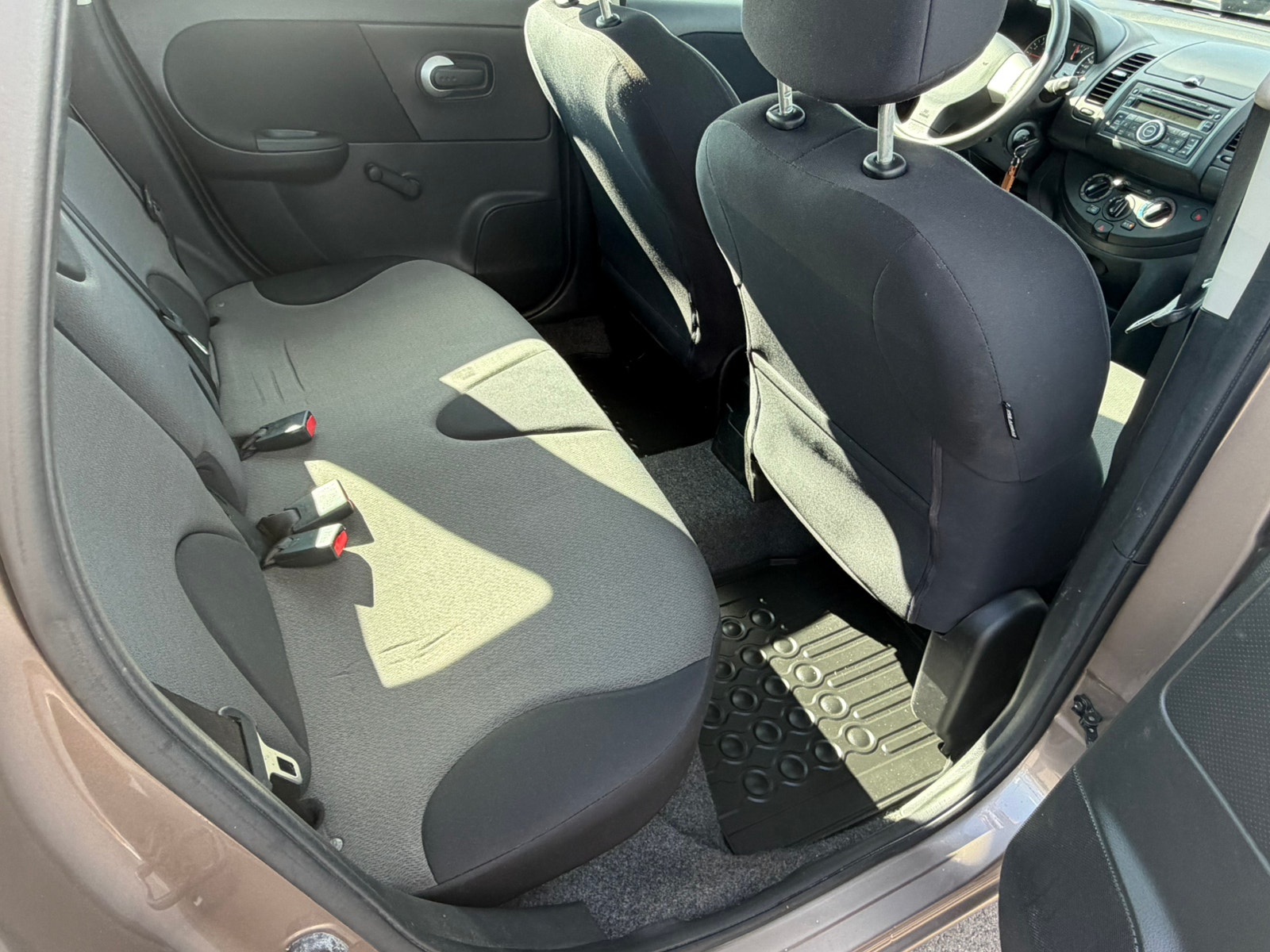 Nissan Note 1.4 Manual, 5-trins, 88ps, 2012