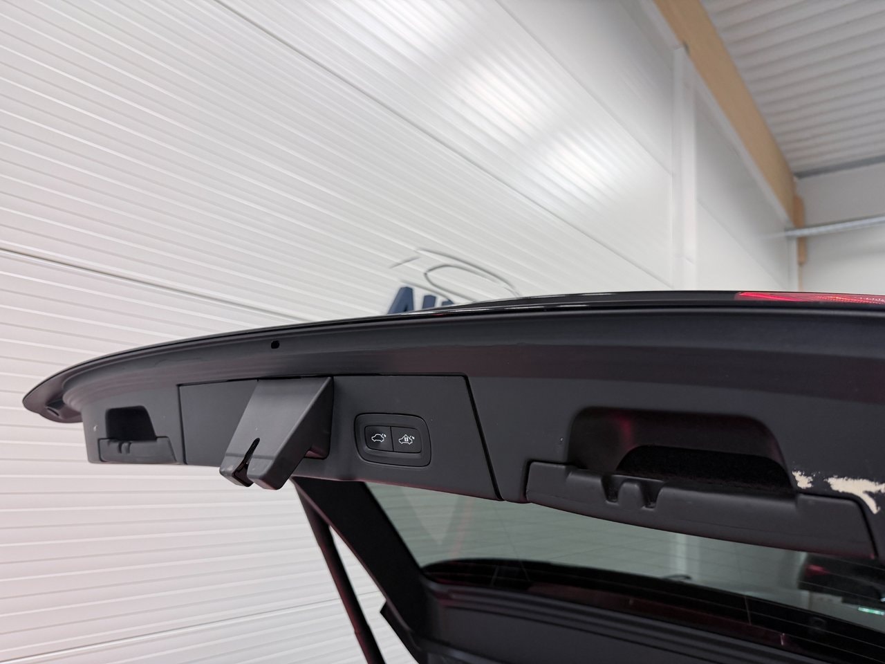 Volvo V90 D4 Geartronic, 8-trins, 190ps, 2018