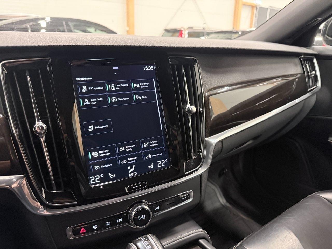 Volvo V90 D4 Geartronic, 8-trins, 190ps, 2018
