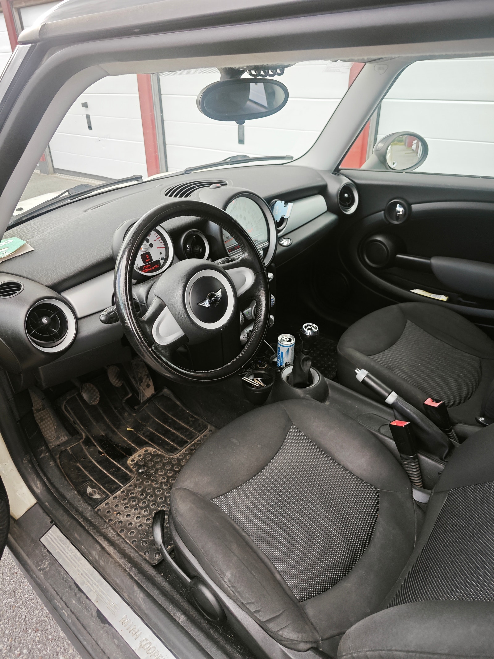 MINI Cooper Manual, 6-trins, 120ps, 2009