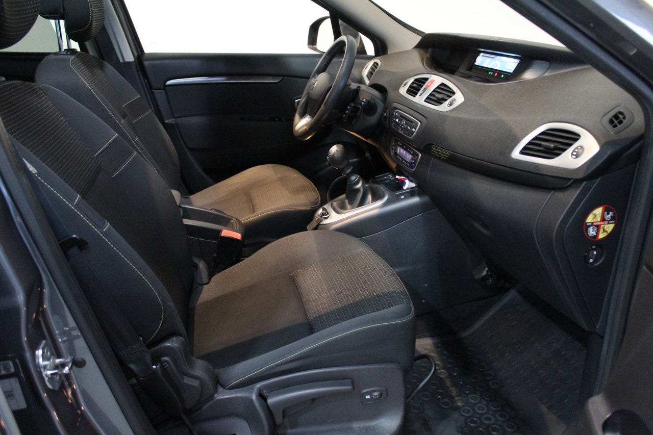 Renault Scénic 1.6 E85 Manual, 6-trins, 110ps, 2010