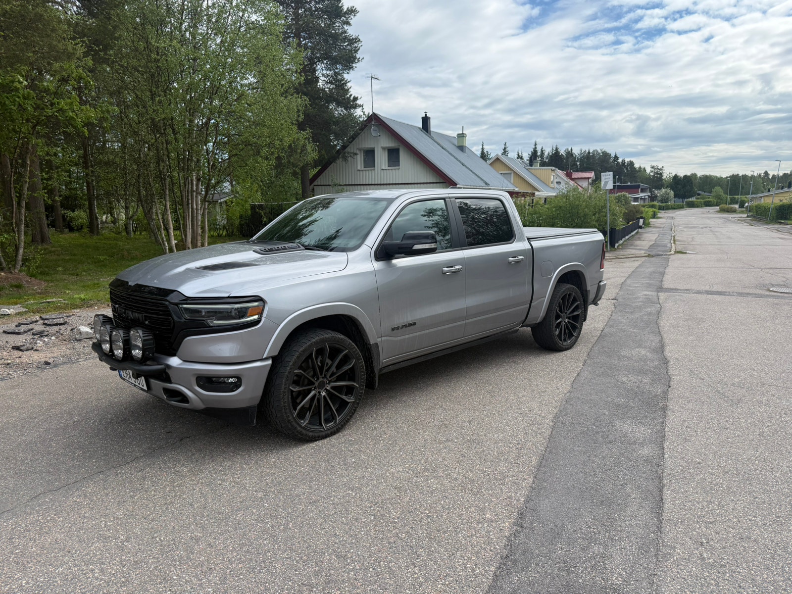 RAM 1500 Crew Cab 5.7 V8 HEMI Flex Fuel 4x4 TorqueFlite, 395hk, 2022
