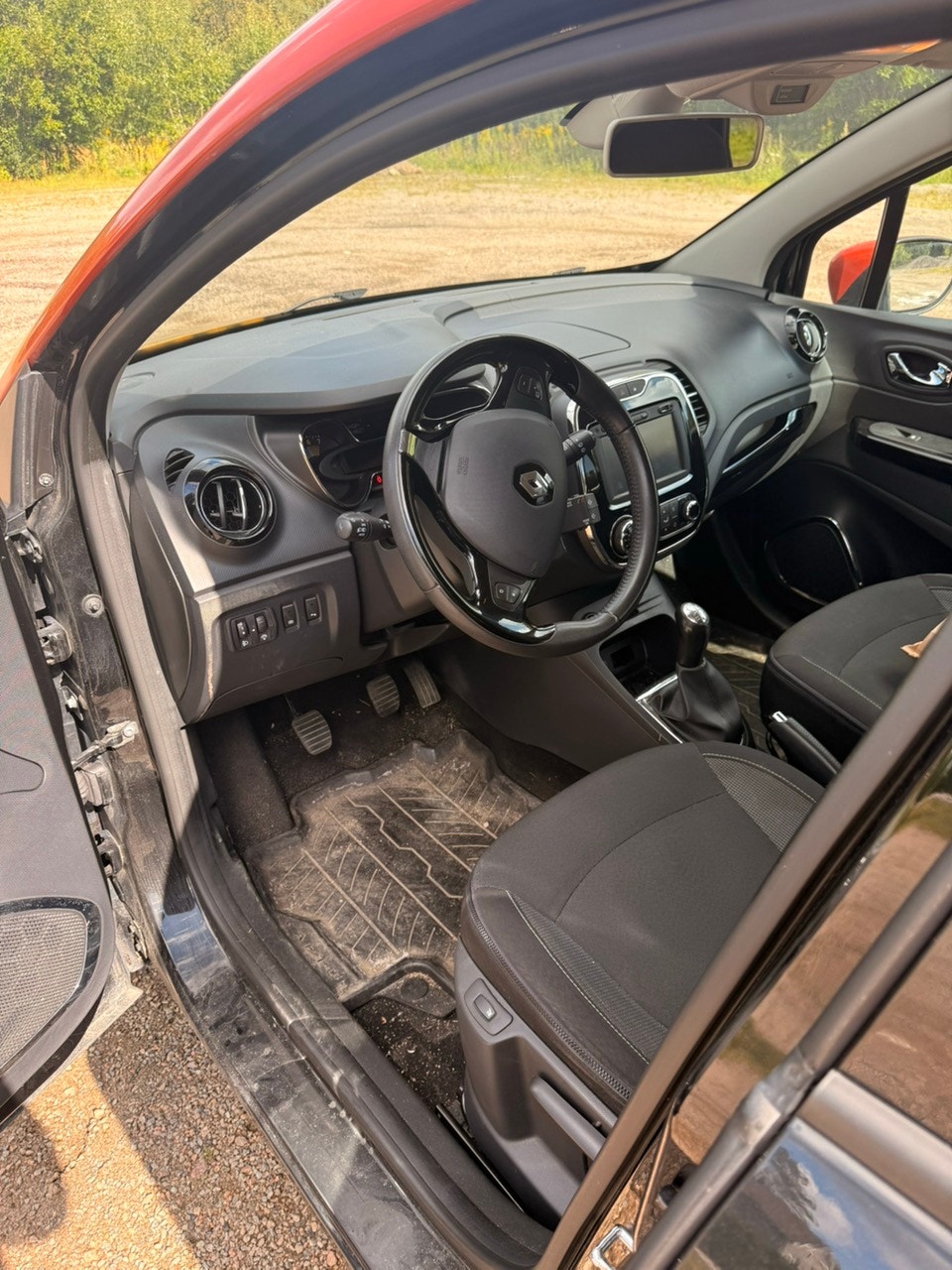 Renault Captur 0.9 TCe Manual, 5-trins, 90ps, 2015