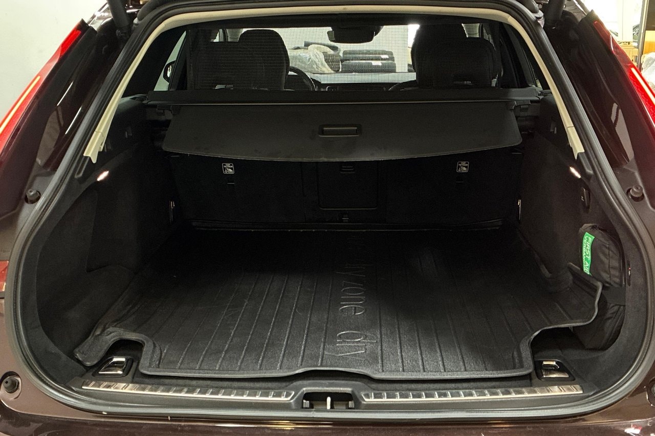 Volvo V90 B4 Geartronic, 197hp, 2021