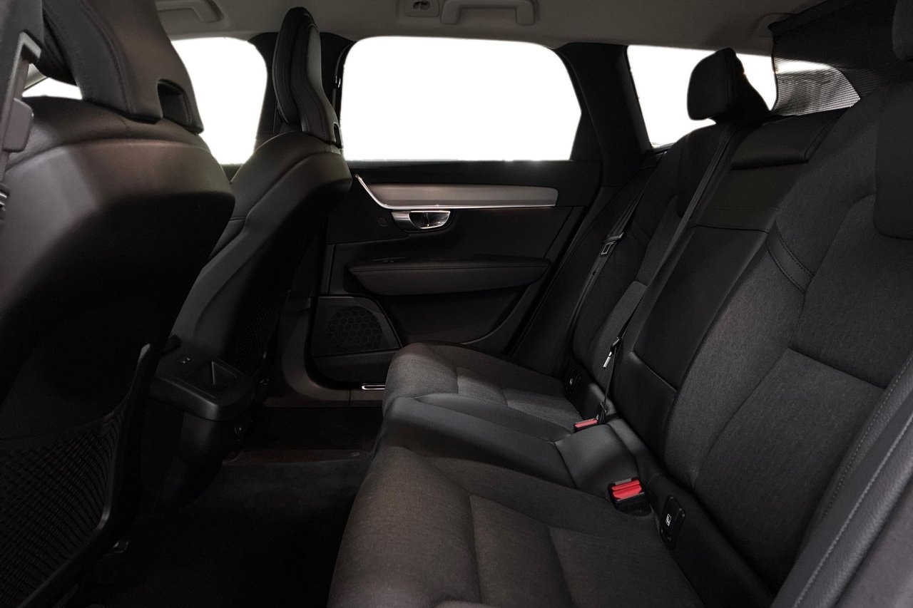 Volvo V90 B4 Geartronic, 197hp, 2021