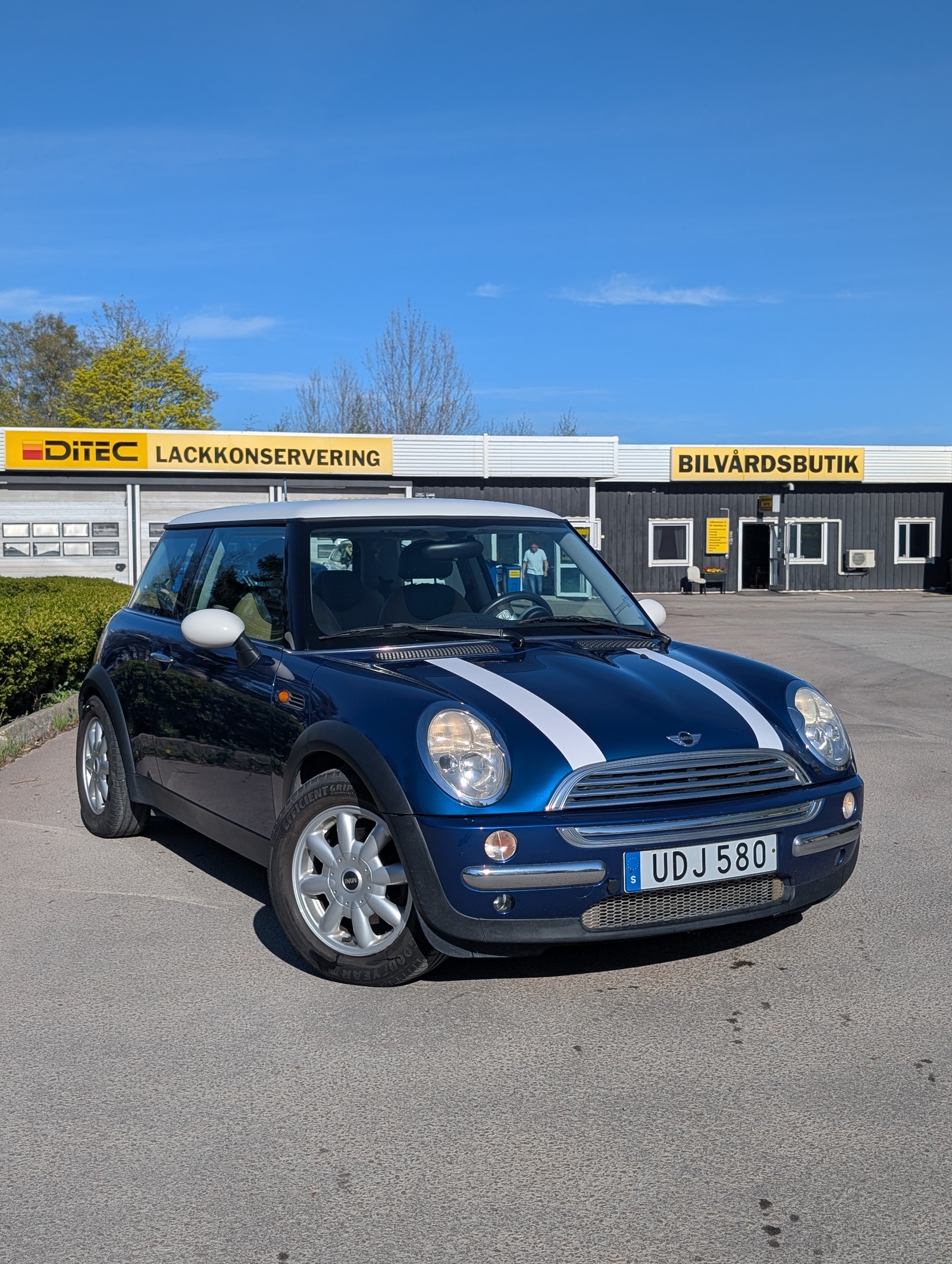 MINI Cooper Manual, 5-trins, 116ps, 2003