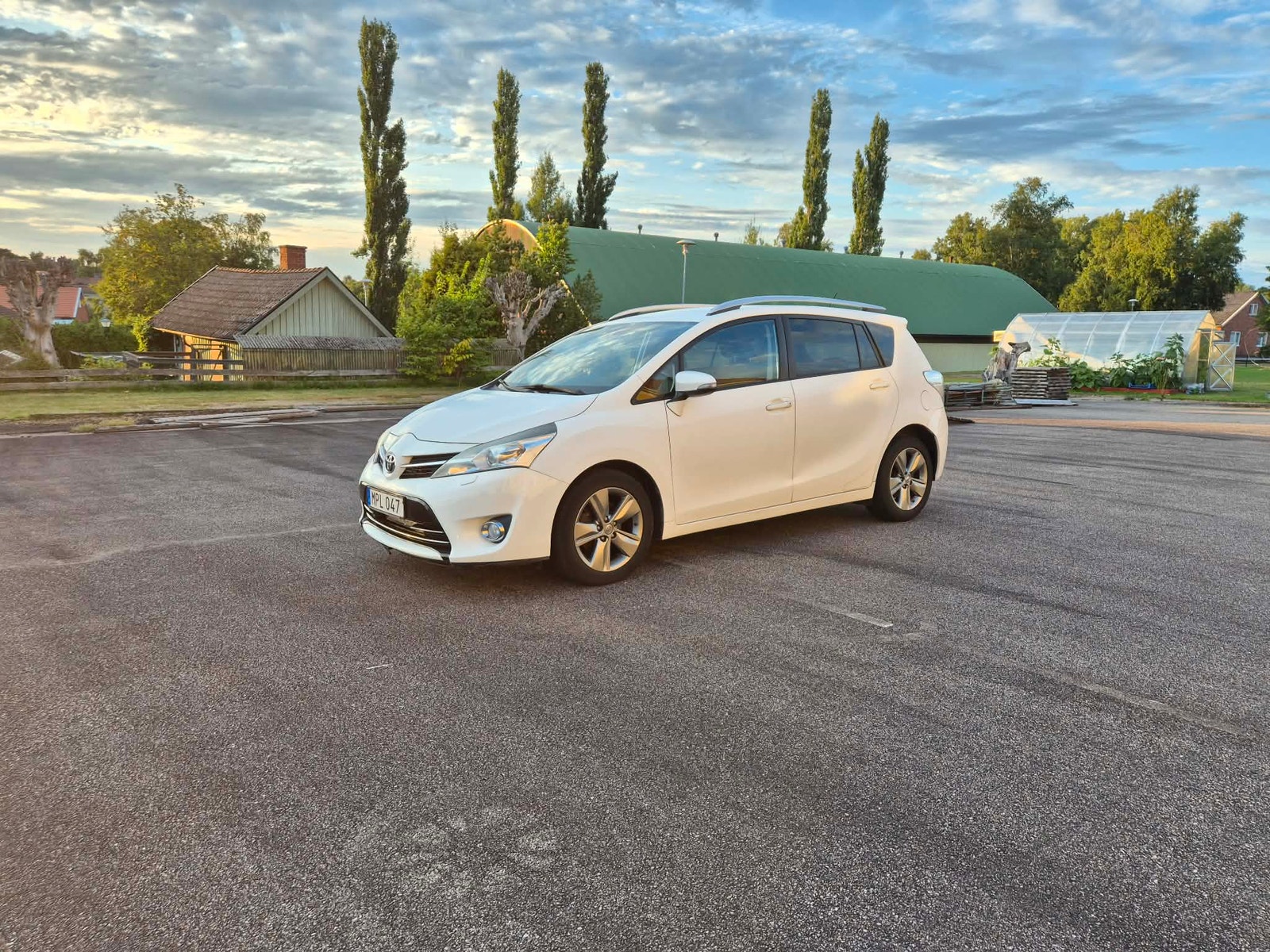 Toyota Verso 1.6 Manuell, 6-trinn, 111hk, 2014