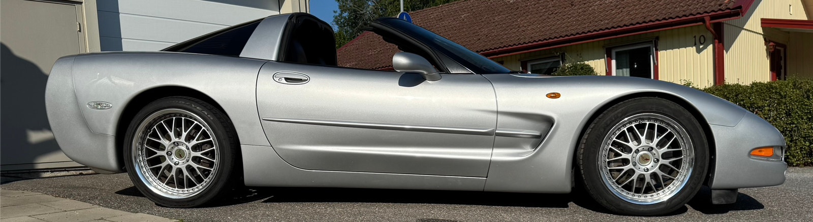 Chevrolet Corvette 5.7 V8 Hydra-Matic, 355hp, 2001