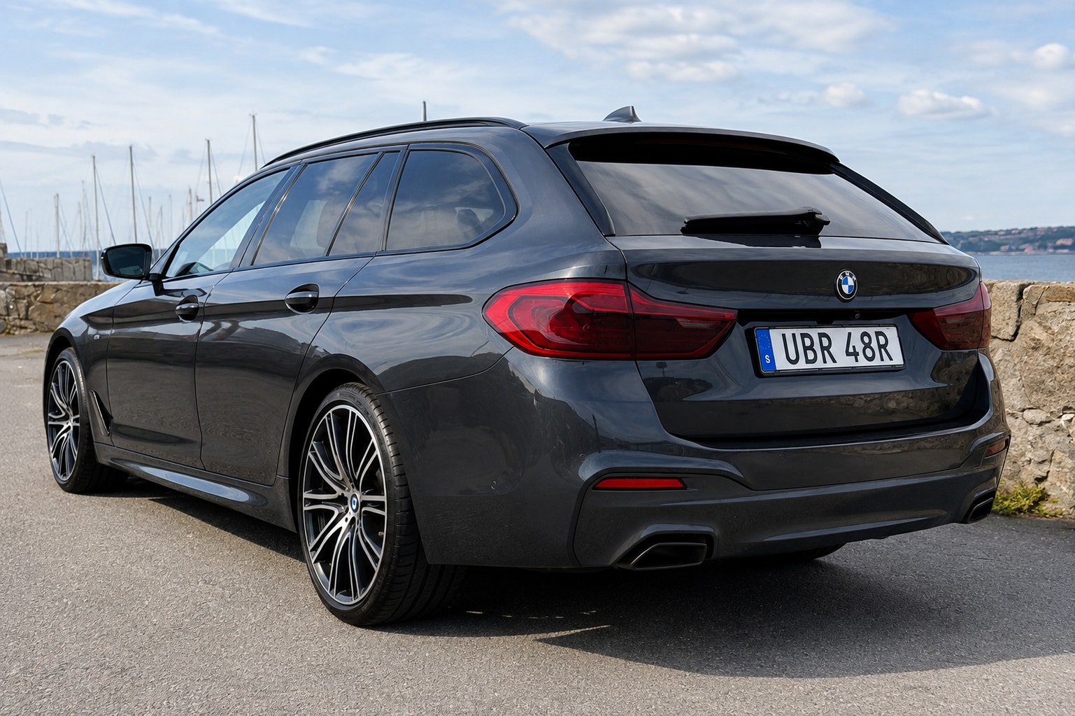 BMW 540i xDrive Touring Steptronic, 340hp, 2019