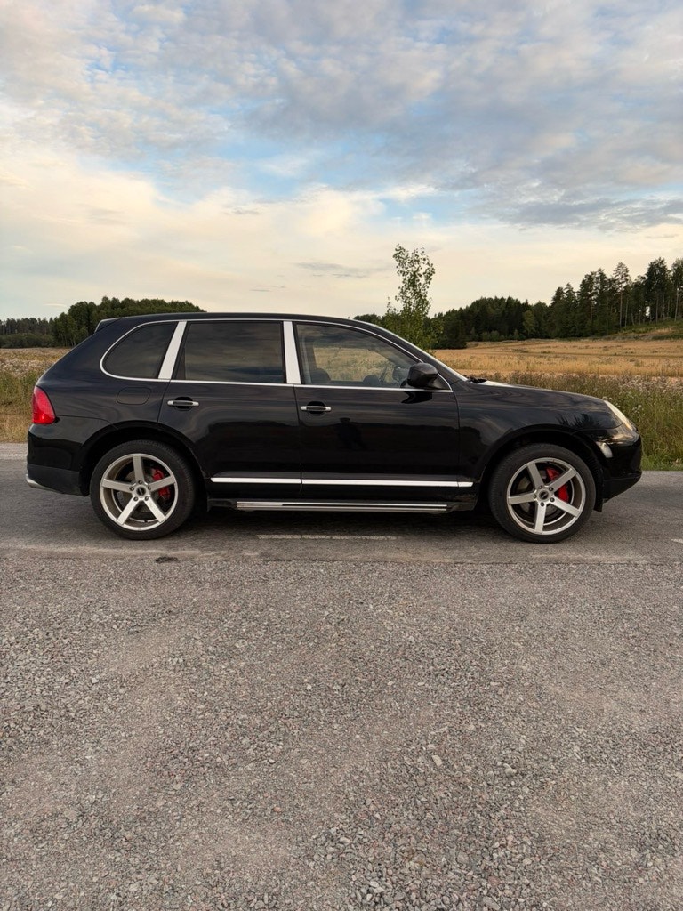 Porsche Cayenne Turbo TipTronic S, 6-trins, 450ps, 2004