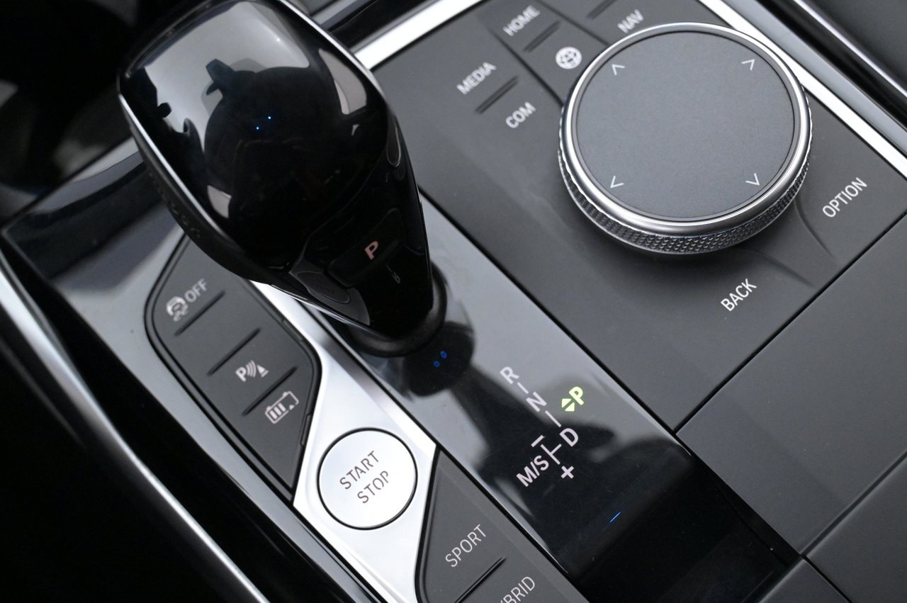 BMW 330e Touring Steptronic, 292hp, 2022