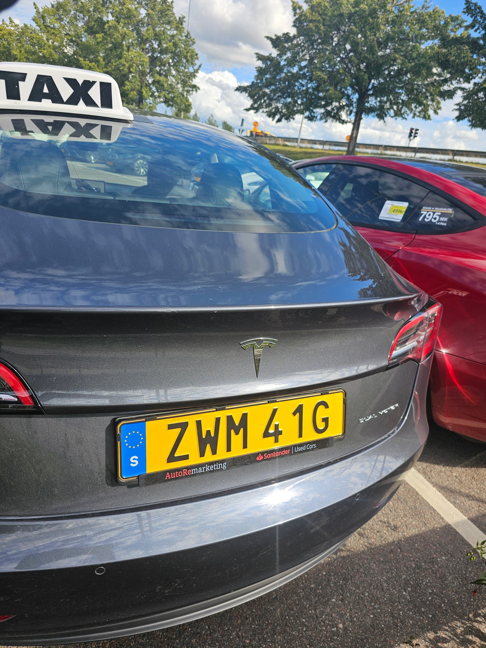 Tesla Model 3 Long Range AWD, 498ps, 2022