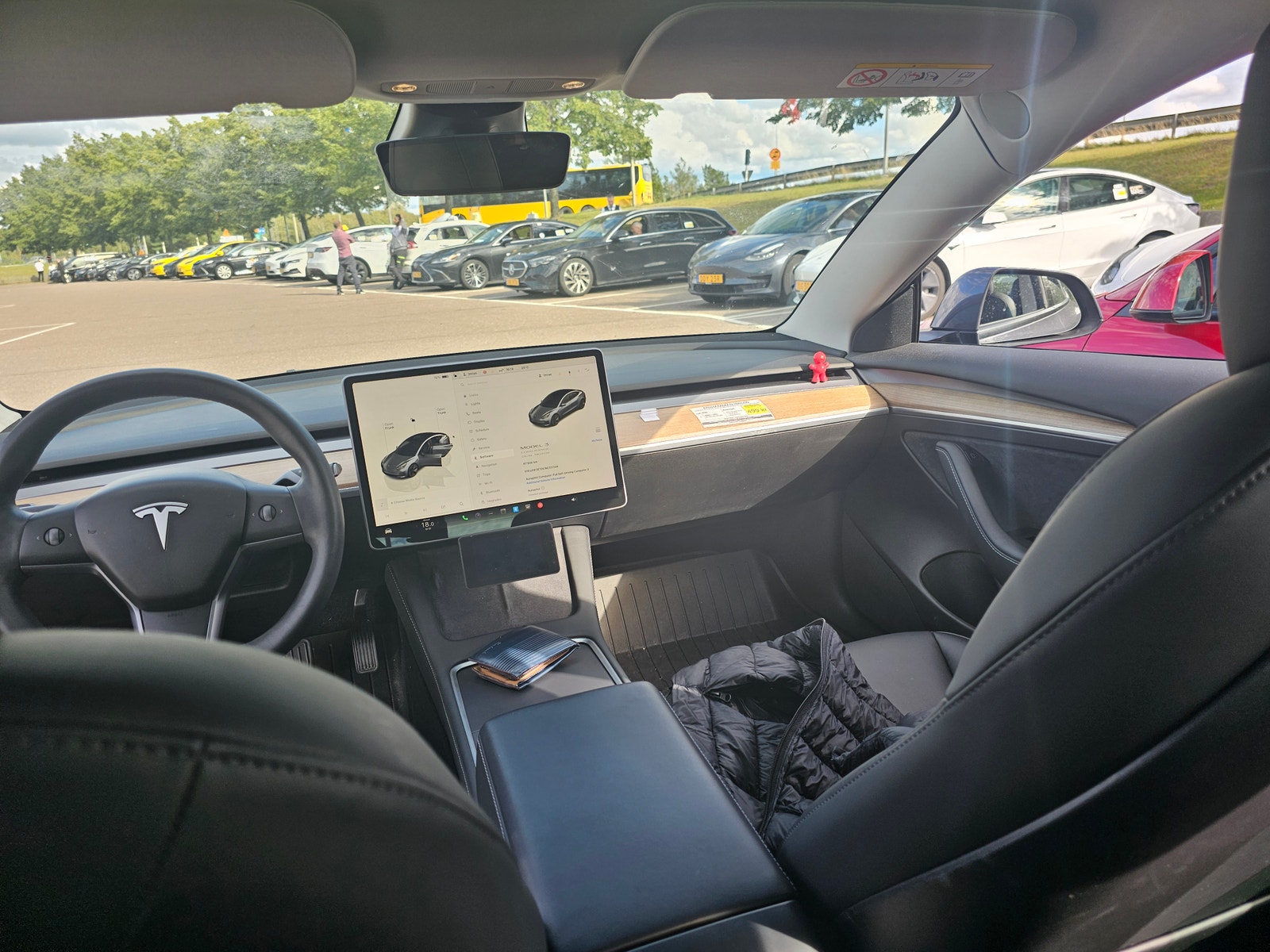 Tesla Model 3 Long Range AWD, 498ps, 2022