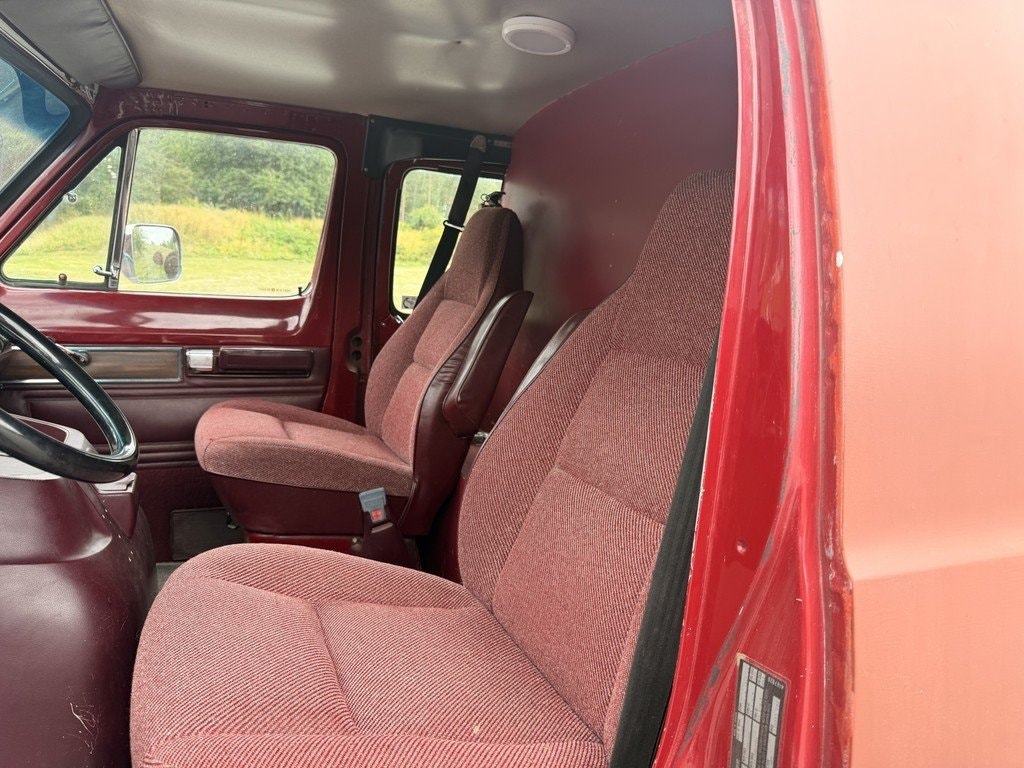 Dodge Ram B250 Conversion Van 5.2 V8 EFI TorqueFlite, 172hp, 1989
